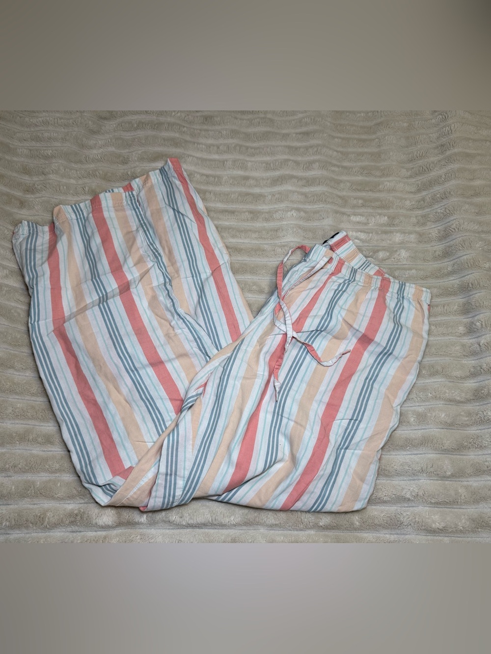 Women’s gap body bottoms